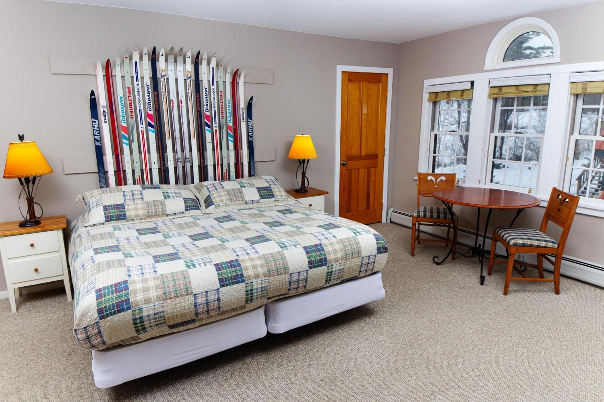 Trails End Inn Keene Valley ภายนอก รูปภาพ