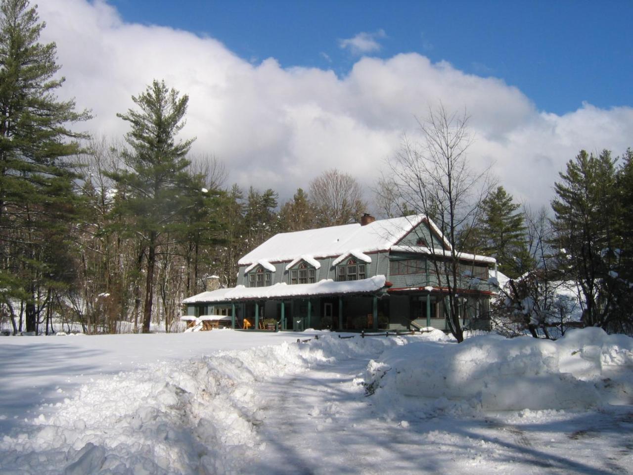 Trails End Inn Keene Valley ภายนอก รูปภาพ