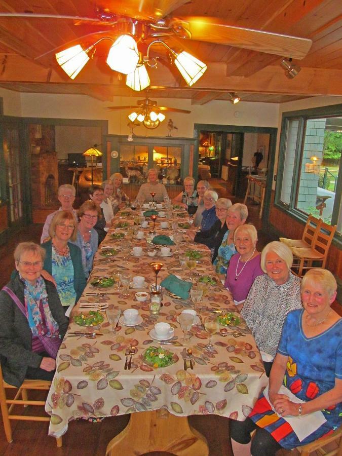 Trails End Inn Keene Valley ภายนอก รูปภาพ